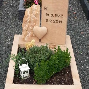 Urnengräber von Petry Steinmetzbetrieb