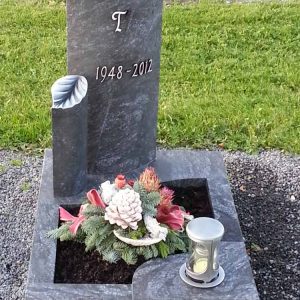 Urnengräber von Petry Steinmetzbetrieb