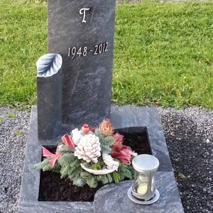 Urnengräber von Petry Steinmetzbetrieb