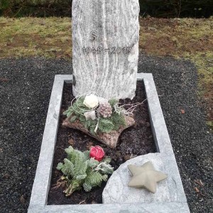 Urnengräber von Petry Steinmetzbetrieb