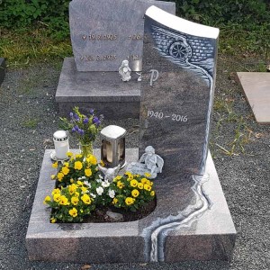 Urnengräber von Petry Steinmetzbetrieb