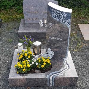 Urnengräber von Petry Steinmetzbetrieb