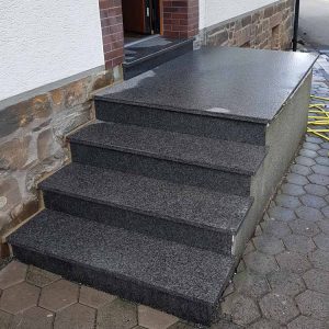 Treppen von Petry Steinmetzbetrieb