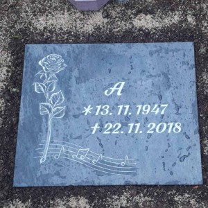 Wiesengräber von Petry Steinmetzbetrieb