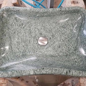 Badgestaltung von Petry Steinmetzbetrieb