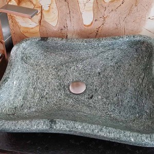 Badgestaltung von Petry Steinmetzbetrieb